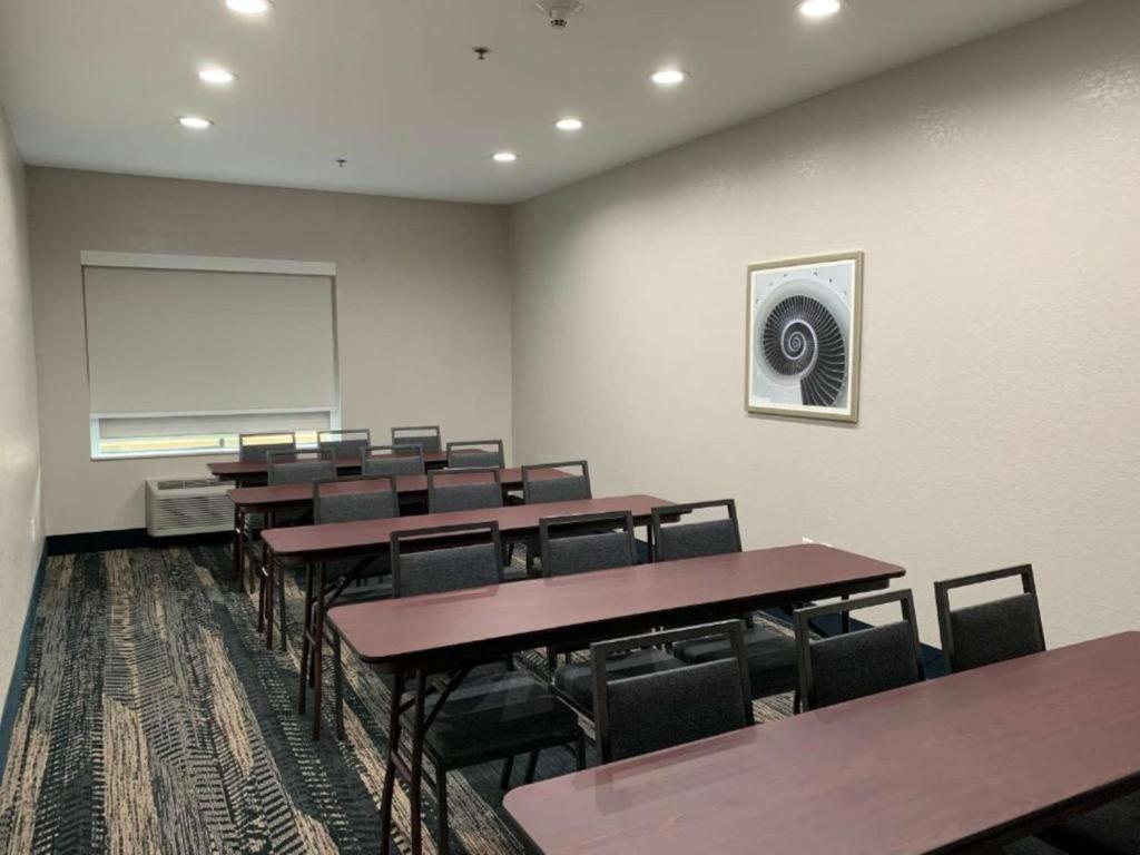 meeting-room